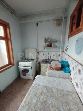 3 otaqlı Köhnə tikili, Yeni Yasamal q., Bakı