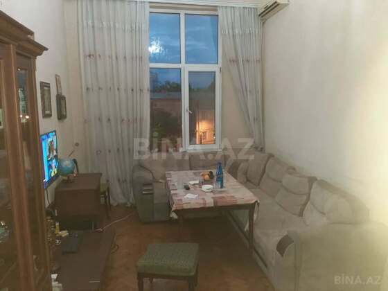 3 otaqlı Köhnə tikili, Nəsimi r., Bakı