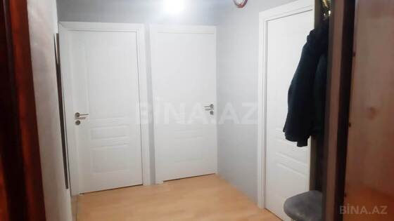 4 otaqlı Köhnə tikili, Azadlıq Prospekti m., Bakı