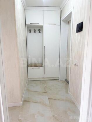 2 otaqlı Köhnə tikili, Qara Qarayev m., Bakı