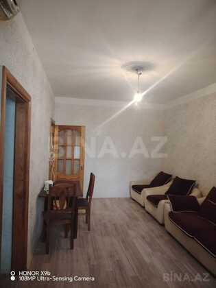 2 otaqlı Köhnə tikili, Memar Əcəmi m., Bakı