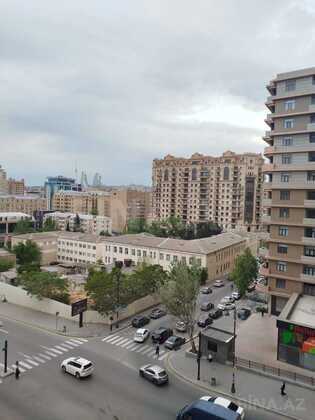 3 otaqlı Yeni tikili, 28 May m., Bakı