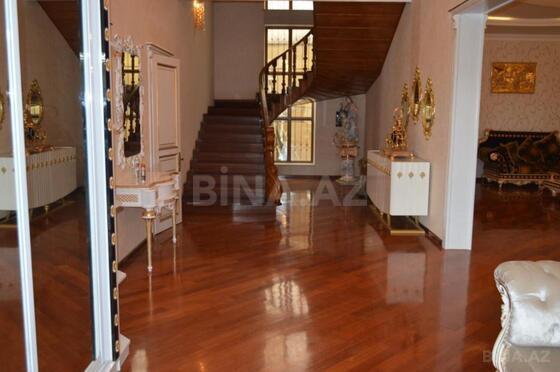 7 otaqlı Həyət evi/Bağ evi, Badamdar q., Bakı