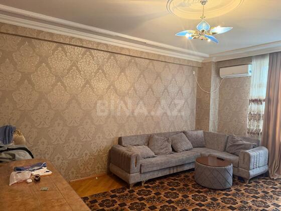 2 otaqlı Köhnə tikili, Memar Əcəmi m., Bakı