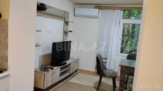 2 otaqlı Köhnə tikili, İnşaatçılar m., Bakı