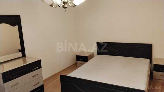 2 otaqlı Köhnə tikili, İnşaatçılar m., Bakı