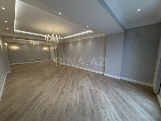 5 otaqlı Yeni tikili, 8 Noyabr m., Bakı