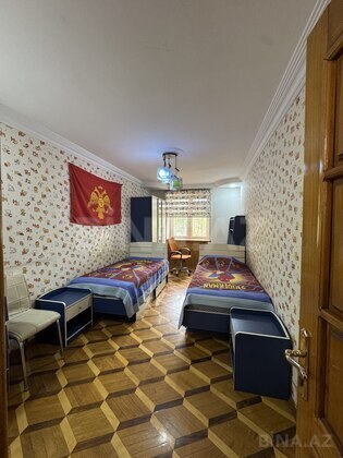 3 otaqlı Köhnə tikili, 20 Yanvar m., Bakı