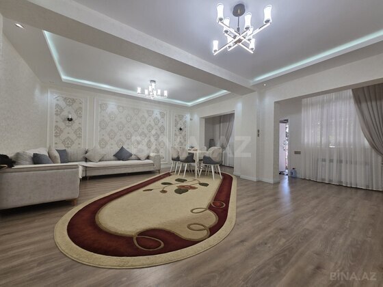 4 otaqlı Köhnə tikili, Nəsimi m., Bakı