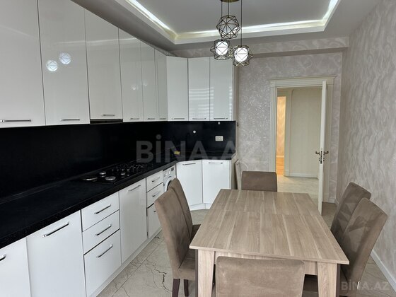 3 otaqlı Yeni tikili, Memar Əcəmi m., Bakı