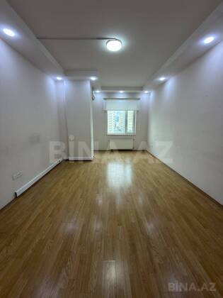 4 otaqlı Ofis, Şah İsmayıl Xətai m., Bakı