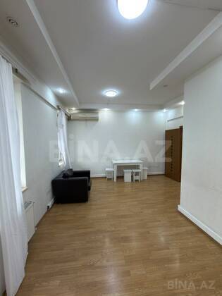 4 otaqlı Ofis, Şah İsmayıl Xətai m., Bakı
