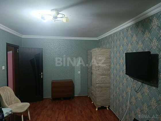 1 otaqlı Köhnə tikili, Qara Qarayev m., Bakı