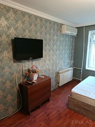 1 otaqlı Köhnə tikili, Qara Qarayev m., Bakı