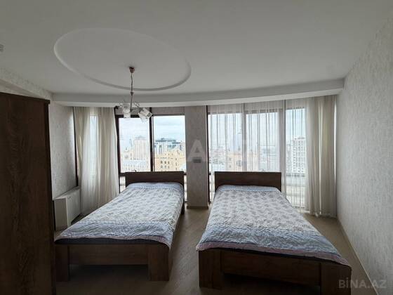 3 otaqlı Yeni tikili, Nizami m., Bakı