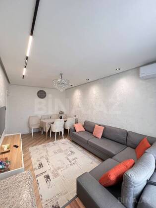 3 otaqlı Köhnə tikili, Həzi Aslanov m., Bakı