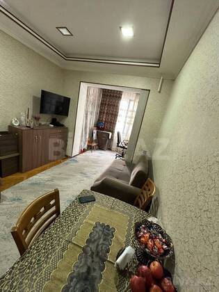 3 otaqlı Köhnə tikili, Neftçilər m., Bakı
