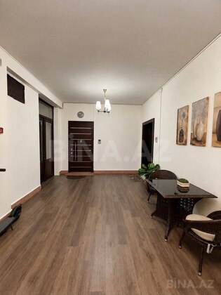 4 otaqlı Yeni tikili, Nizami m., Bakı