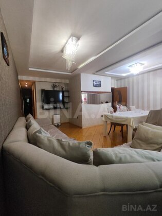 4 otaqlı Yeni tikili, Bakıxanov q., Bakı