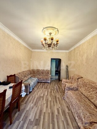 2 otaqlı Köhnə tikili, Qara Qarayev m., Bakı