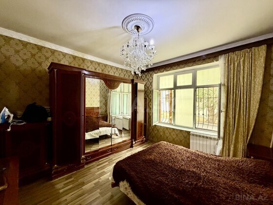 2 otaqlı Köhnə tikili, Qara Qarayev m., Bakı