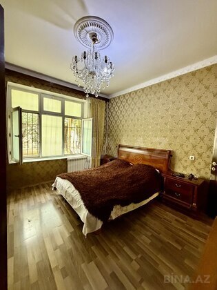 2 otaqlı Köhnə tikili, Qara Qarayev m., Bakı