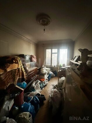 4 otaqlı Köhnə tikili, 7-ci mikrorayon q., Bakı