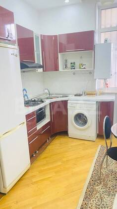 3 otaqlı Köhnə tikili, Sahil m., Bakı