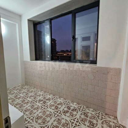 2 otaqlı Köhnə tikili, Şah İsmayıl Xətai m., Bakı