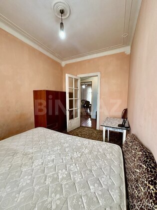 2 otaqlı Köhnə tikili, Neftçilər m., Bakı