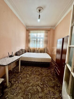 2 otaqlı Köhnə tikili, Neftçilər m., Bakı