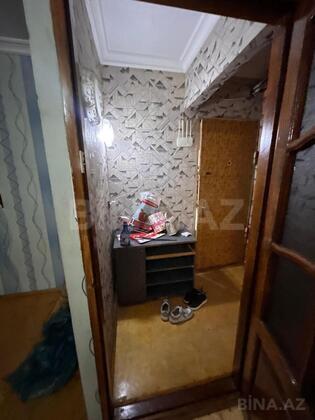 3 otaqlı Köhnə tikili, Neftçilər m., Bakı