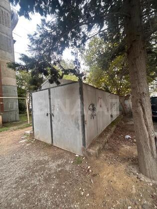 3 otaqlı Köhnə tikili, Neftçilər m., Bakı