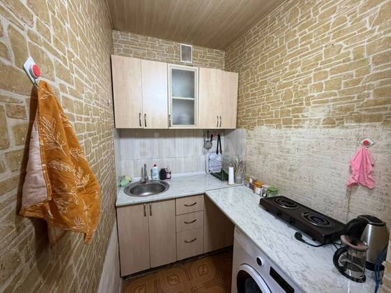 2 otaqlı Köhnə tikili, Azadlıq Prospekti m., Bakı