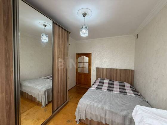 2 otaqlı Köhnə tikili, Azadlıq Prospekti m., Bakı