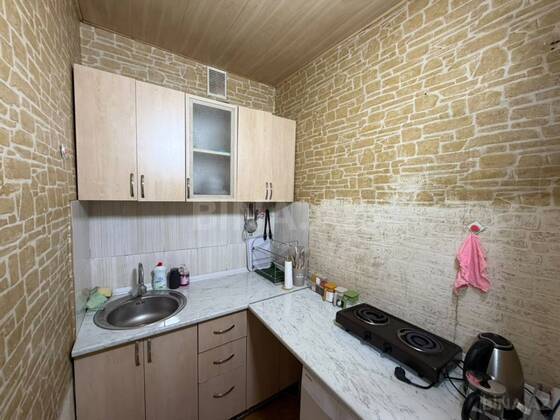 2 otaqlı Köhnə tikili, Azadlıq Prospekti m., Bakı
