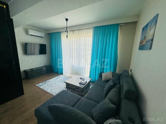 3 otaqlı Yeni tikili, Şah İsmayıl Xətai m., Bakı