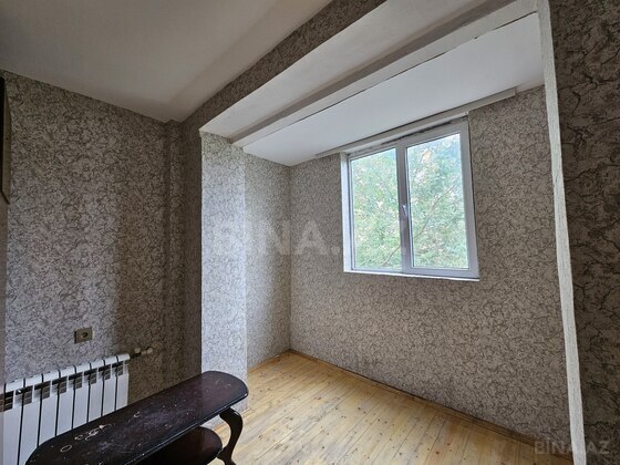 2 otaqlı Köhnə tikili, Bakıxanov q., Bakı