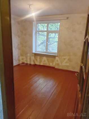 2 otaqlı Köhnə tikili, 8-ci mikrorayon q., Bakı