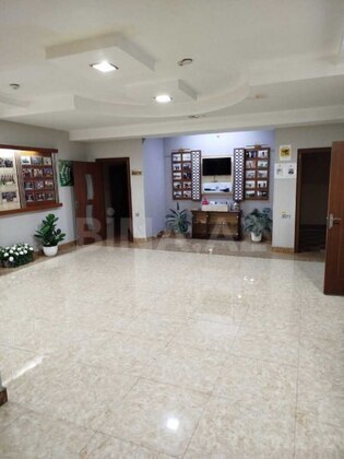 18 otaqlı Ofis, Memar Əcəmi m., Bakı