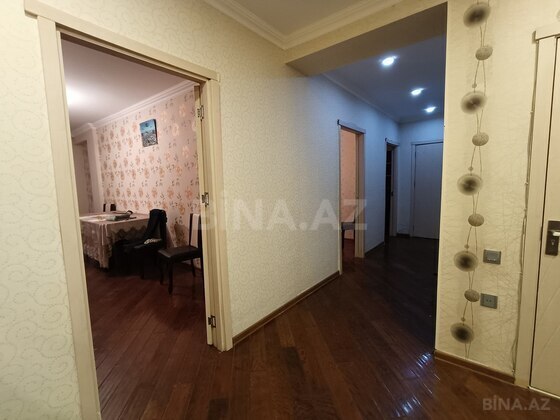 3 otaqlı Yeni tikili, İnşaatçılar m., Bakı