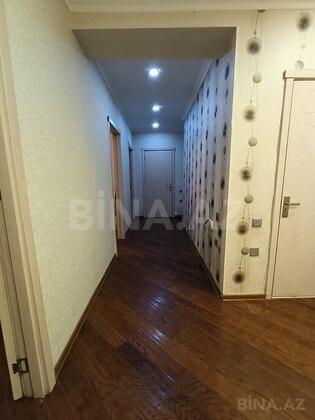 3 otaqlı Yeni tikili, İnşaatçılar m., Bakı