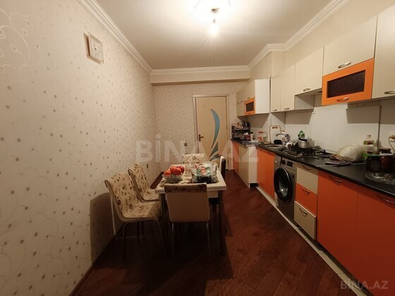 3 otaqlı Yeni tikili, İnşaatçılar m., Bakı