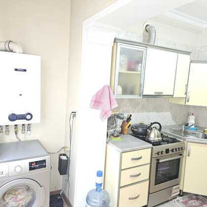 4 otaqlı Köhnə tikili, Nəsimi m., Bakı