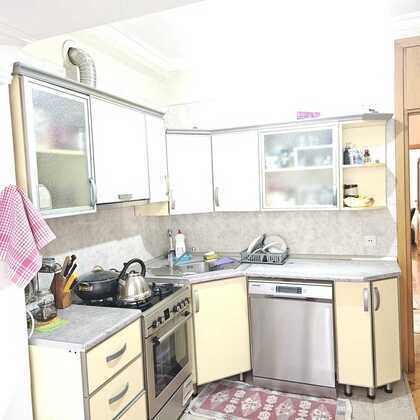 4 otaqlı Köhnə tikili, Nəsimi m., Bakı