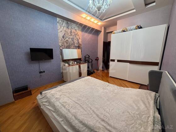 4 otaqlı Yeni tikili, Memar Əcəmi m., Bakı