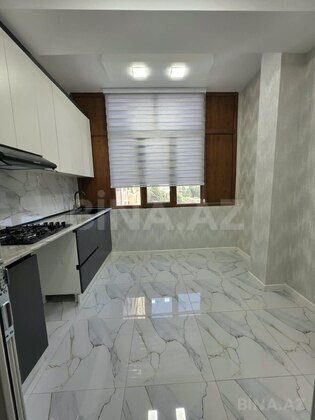 4 otaqlı Yeni tikili, Xırdalan