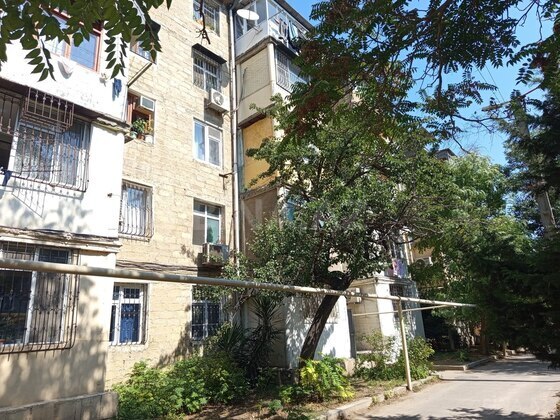 2 otaqlı Köhnə tikili, Neftçilər m., Bakı