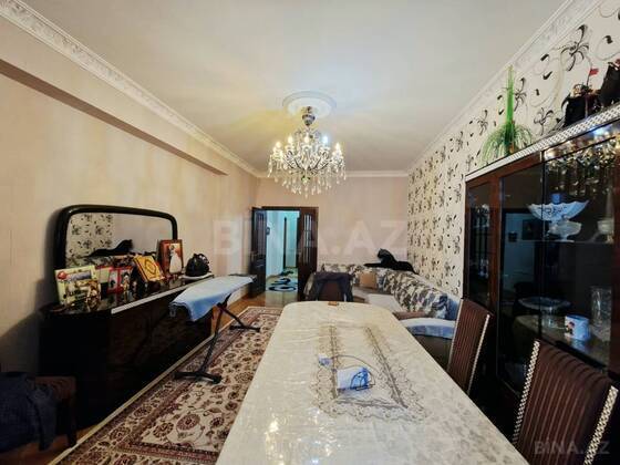 3 otaqlı Yeni tikili, Neftçilər m., Bakı