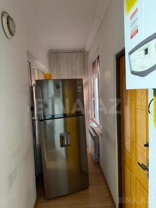 3 otaqlı Köhnə tikili, Əhmədli m., Bakı